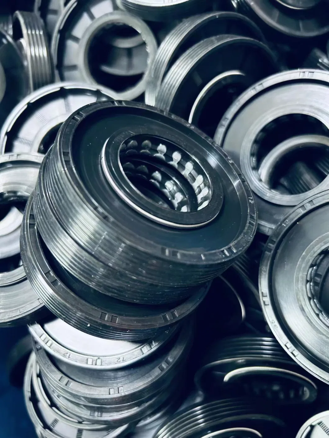 از مهر و موم های لاستیکی جامع از جمله مهر و موم روغن و مهر و موم روغن ترکیب شوینده NBR TG 0